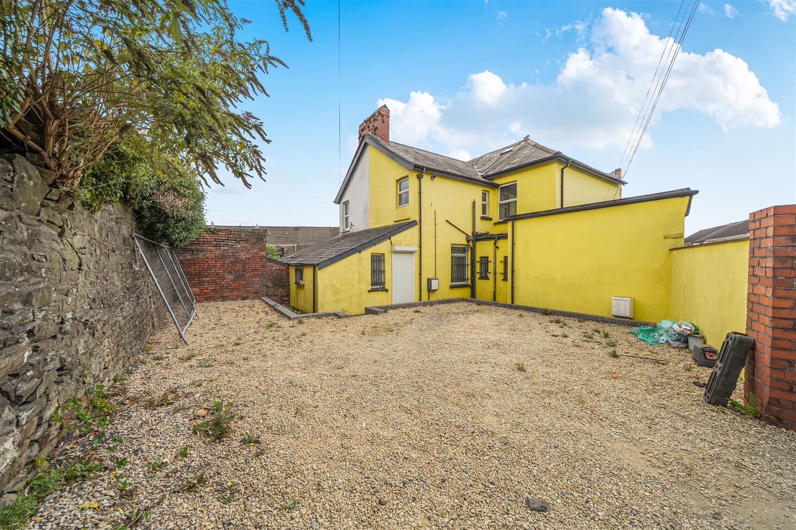 Llangyfelach Road, Brynhyfryd, Swansea, SA5 9EA